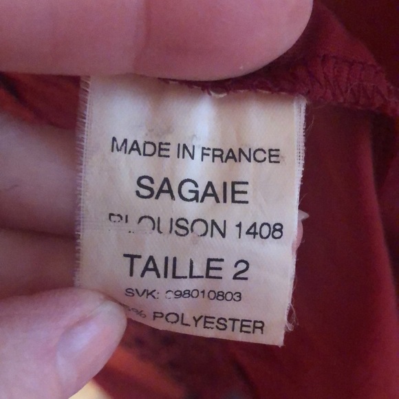 Beautiful Red Sequin Women’s Long Sleeved Jacket Made in France - Picture 13 of 15